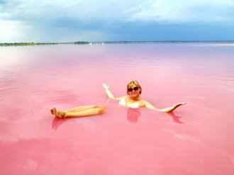 Розовое озеро Бурсоль